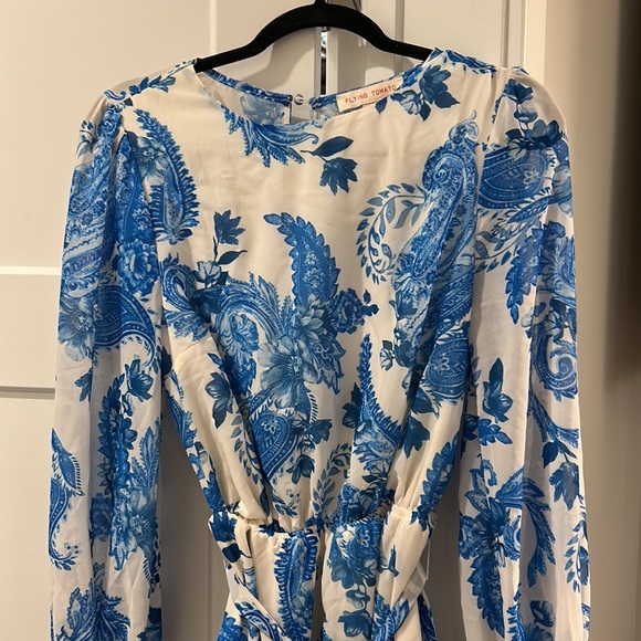 Blue and white floral long sleeve romper - Picture 2 of 2